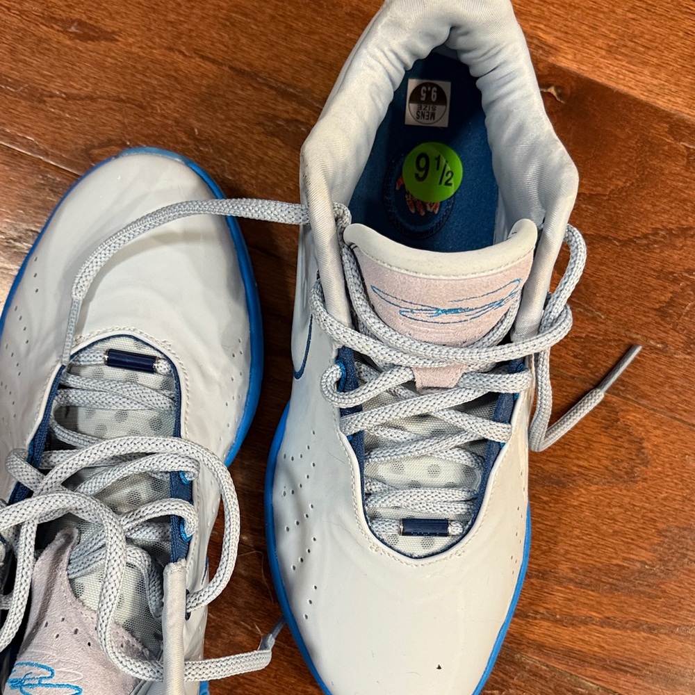Nike Blue and Gray Men's Shoes - Picture 2 of 7